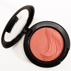 MAC Fiery Impact Extra Dimension Blush